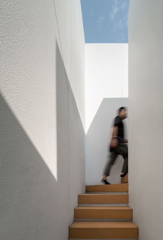 M House / IDIN Architects - Interior Photography, Stairs, Concrete