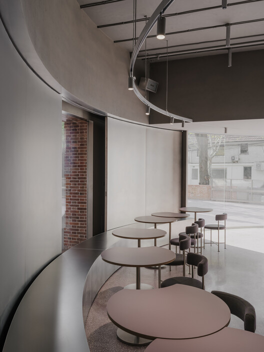 BizyBoy / Studio Profile - Interior Photography