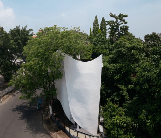© Nayan Krishna, Ram Naresh