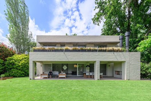 Casa S / Rubén Valdemarín + Siuk Studio Casa S / Rubén Valdemarín + Siuk Studio - Fotografía exterior, Jardín, Patio interior