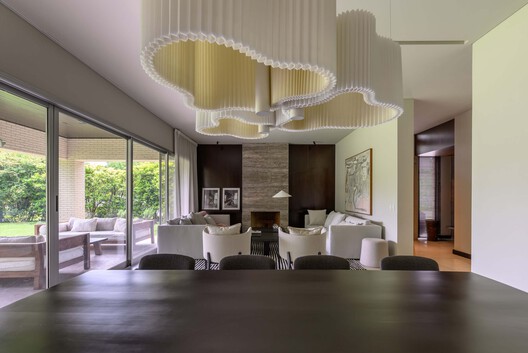 Casa S / Rubén Valdemarín + Siuk Studio Casa S / Rubén Valdemarín + Siuk Studio - Fotografía interior, Iluminación, Mesas, Sillas