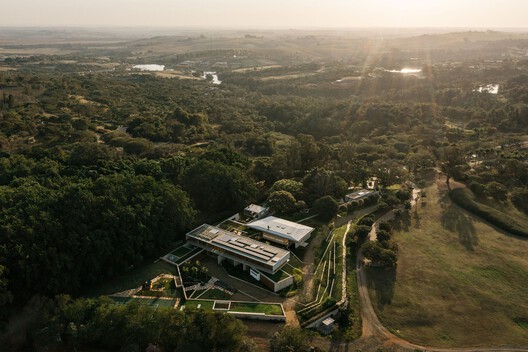 Bosque House / FGMF - Image 29 of 36