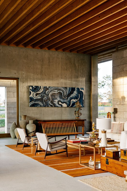 Bosque House / FGMF - Interior Photography, Wood, Table, Chair