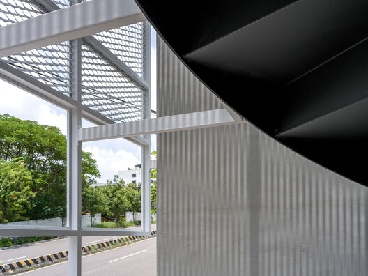 H.S. Inn / IN-Xian Design - Image 11 of 16