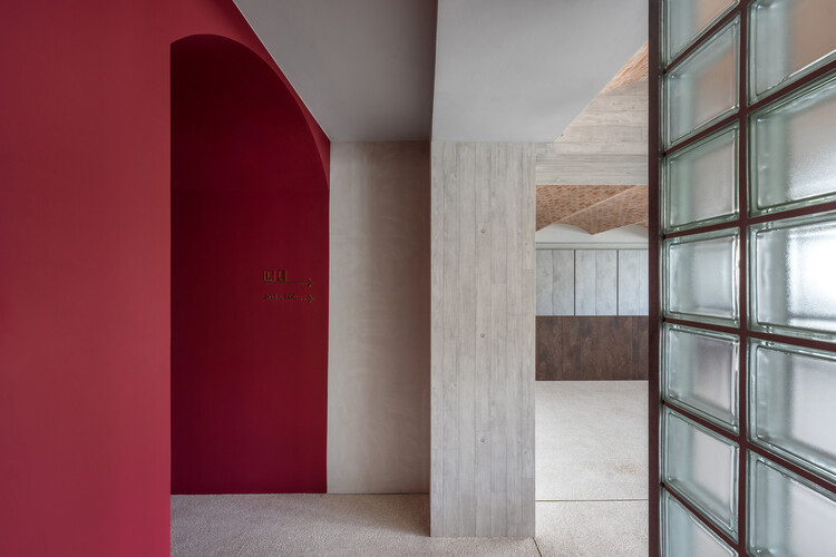 Hotel H.S. Inn / IN-Xian Design - Imagem 4 de 16