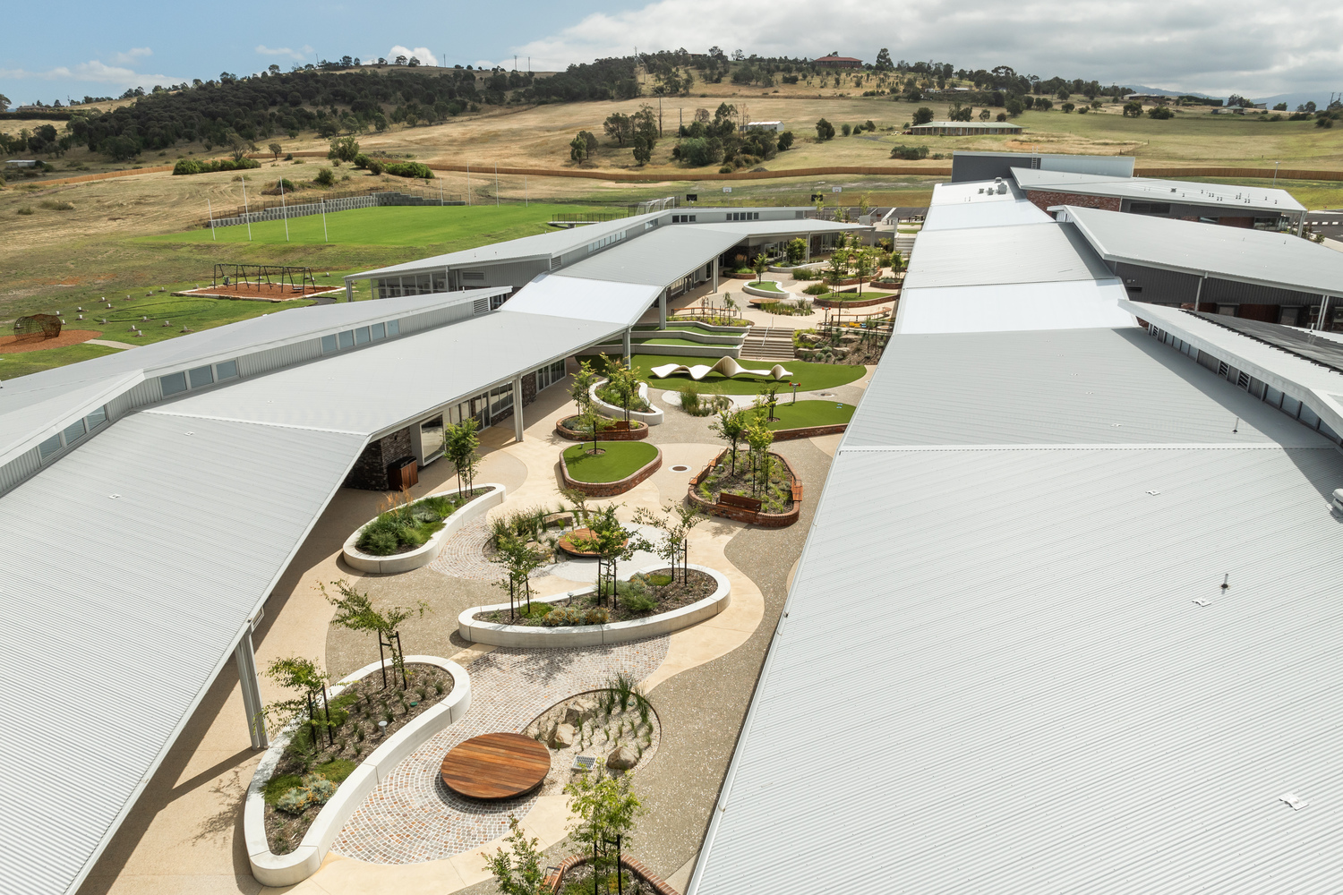 Brighton High School / JAWSARCHITECTS Building of the Year 2026
