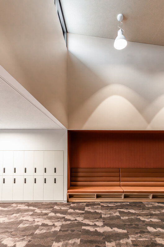 Brighton High School / JAWSARCHITECTS - Interior Photography, Wood