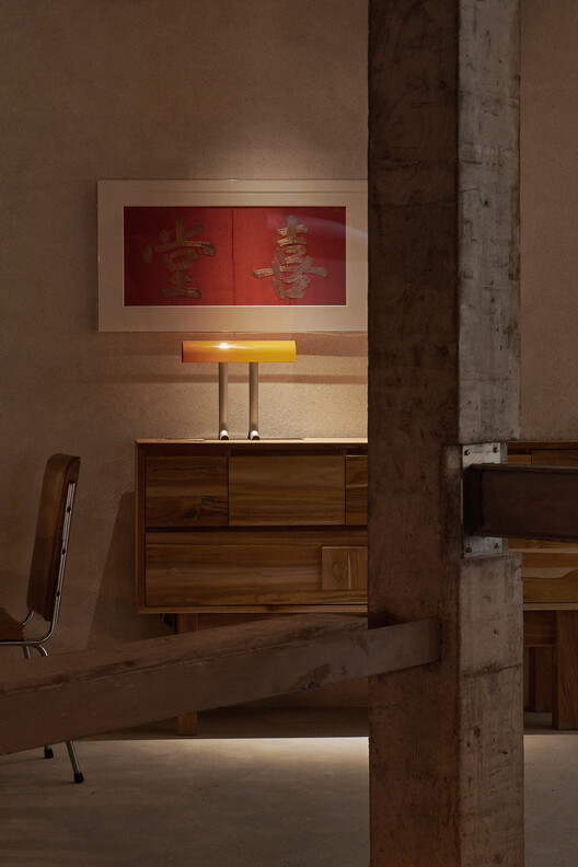 红椛杭州中心店 / 退化建筑 红椛杭州中心店 / 退化建筑 - 室内图, 木头