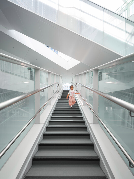 深圳市福田区九曜幼儿园 / 筑博设计 - 室内图, 楼梯, 玻璃, 扶手, 钢