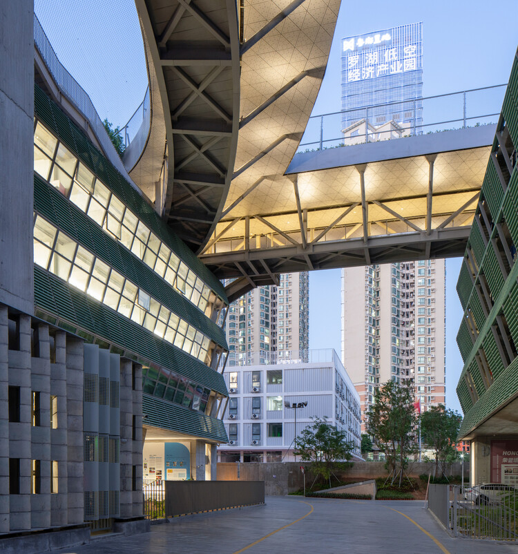 Shenzhen / O -Office Architect - Shenzhen / Office Exterior Photography School Middle