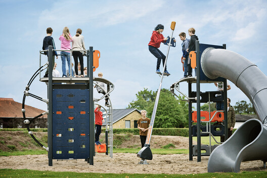 El por qué, qué y cómo del diseño exitoso de parques infantiles centrado en las personas El por qué, qué y cómo del diseño exitoso de parques infantiles centrado en las personas - Imagen 14 de 18