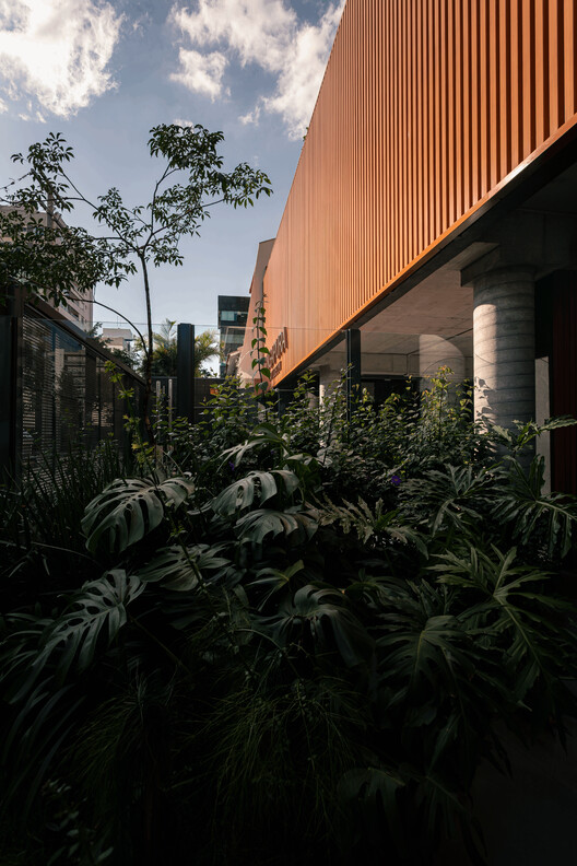 Edificio Singapura / OSPA Arquitetura e Urbanismo - Imagen 11 de 43