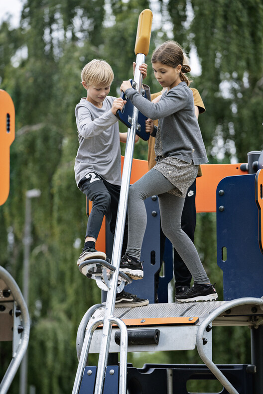 El por qué, qué y cómo del diseño exitoso de parques infantiles centrado en las personas El por qué, qué y cómo del diseño exitoso de parques infantiles centrado en las personas - Imagen 2 de 18