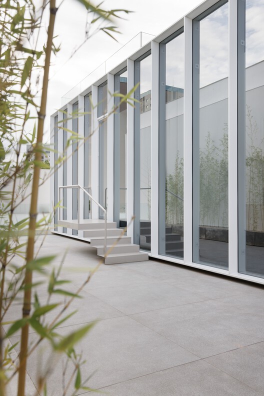 Sede Administrativa Med First / gruta.arquitetos - Imagem 3 de 33