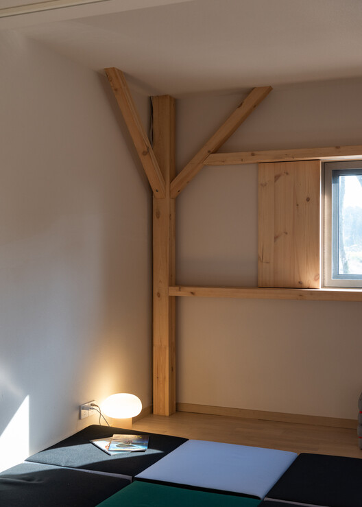 江山度假木屋 / NOTA Architects - 室内图, 木头, 灯, 玻璃