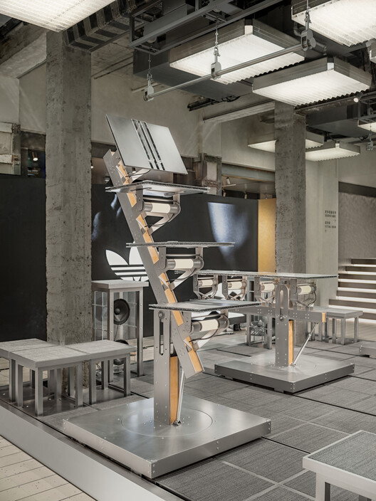 ADIDAS ORIGINALS 安福 322 旗舰店 / 東木筑造 + TO ACC - 11 的图像 27