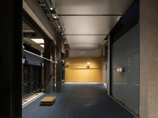 ADIDAS ORIGINALS 安福 322 旗舰店 / 東木筑造 + TO ACC - 19 的图像 27