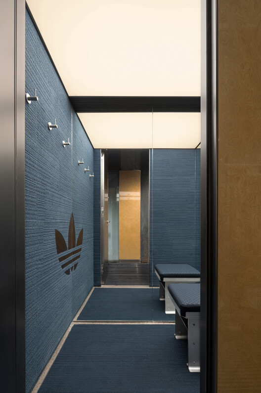 ADIDAS ORIGINALS 安福 322 旗舰店 / 東木筑造 + TO ACC - 21 的图像 27