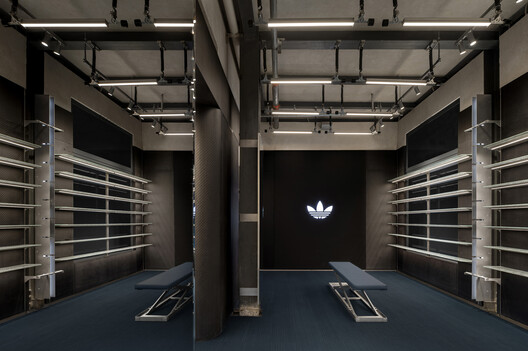 ADIDAS ORIGINALS 安福 322 旗舰店 / 東木筑造 + TO ACC - 24 的图像 27
