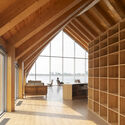 Driftwood Village/Main Architect Center - Fotografía interior, madera, rayo fijo