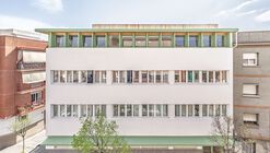 Escola Santa Eulàlia de Cornellà / Sau Taller d'Arquitectura