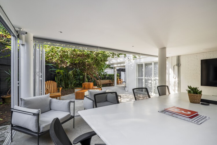 Agência Oito TM / André Ávila Arquitetura - Fotografia de Interiores, Sala de Estar, Cadeira, Mesa, Vidro