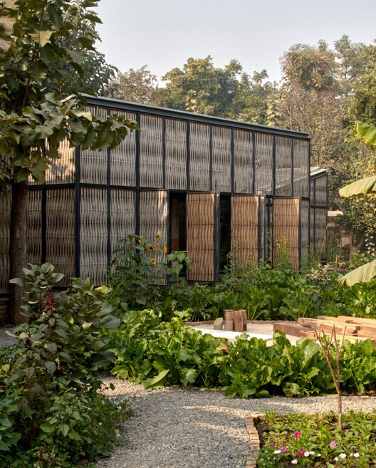 From Scaffolds to Structures: India’s Unfinished Journey with Bamboo - Image 3 of 9