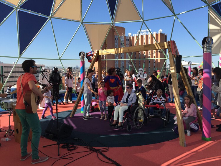 Inclusive Playgrounds: Every Body Can Play Through Architecture - Image 7 of 17