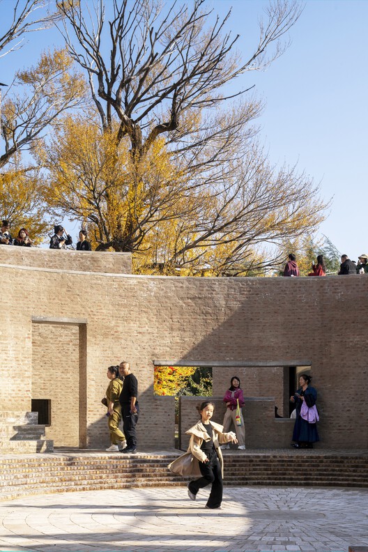West Wusutu Village Community Center / Zhang Pengju - Exterior Photography, Concrete