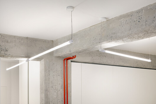 Casa B . V / CIMA studio - Interior Photography, Concrete, Beam