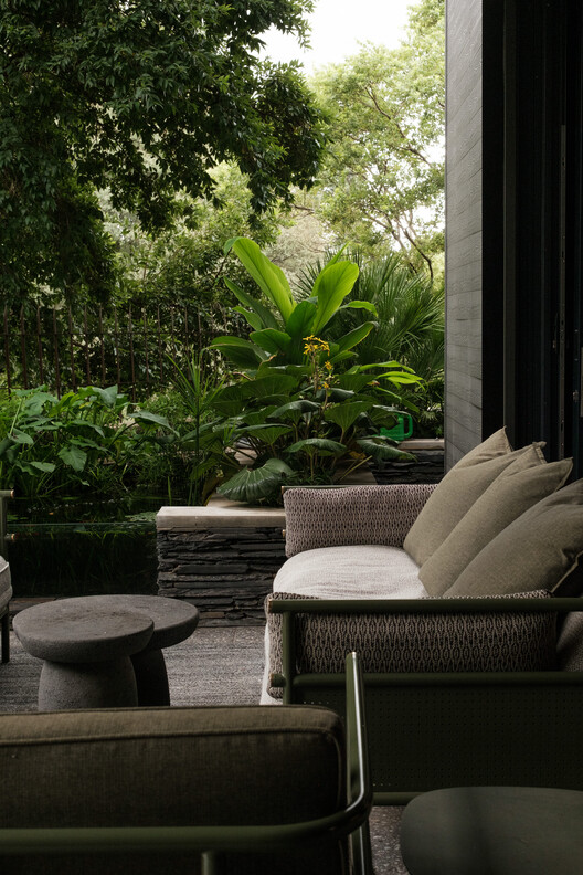 Noirhaus / KONSEP Architecture Studio - Exterior Photography, Chair, Garden, Patio