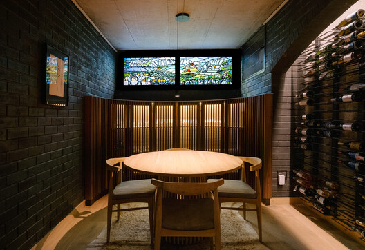 Noirhaus / KONSEP Architecture Studio - Interior Photography, Dining room, Wood, Lighting, Glass, Chair