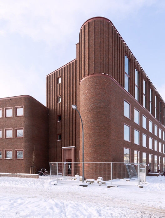 Miller Apartment Building / Martens Willems Architecten - Exterior Photography, Brick