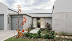 Parys House / Nadine Engelbrecht Architect