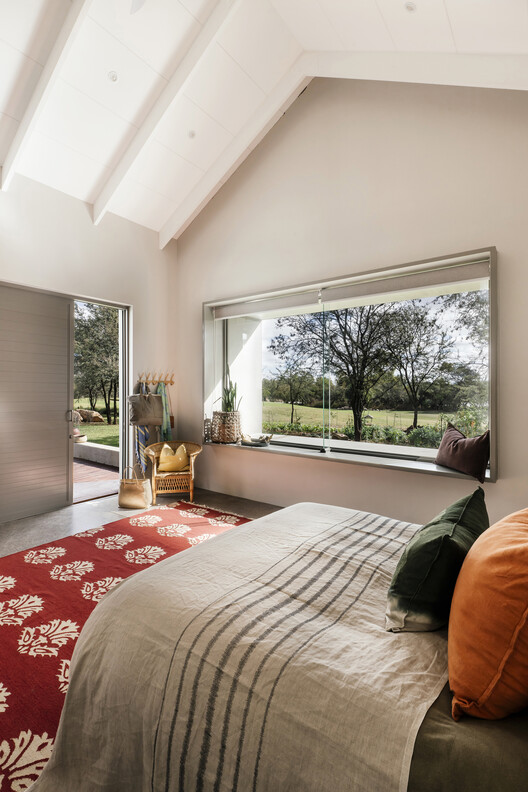 Parys House / Nadine Engelbrecht Architect - Interior Photography, Bedroom, Lighting, Bed