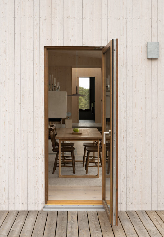 Villa Vy / Studio Ida Tinning - Interior Photography, Dining room, Wood, Deck