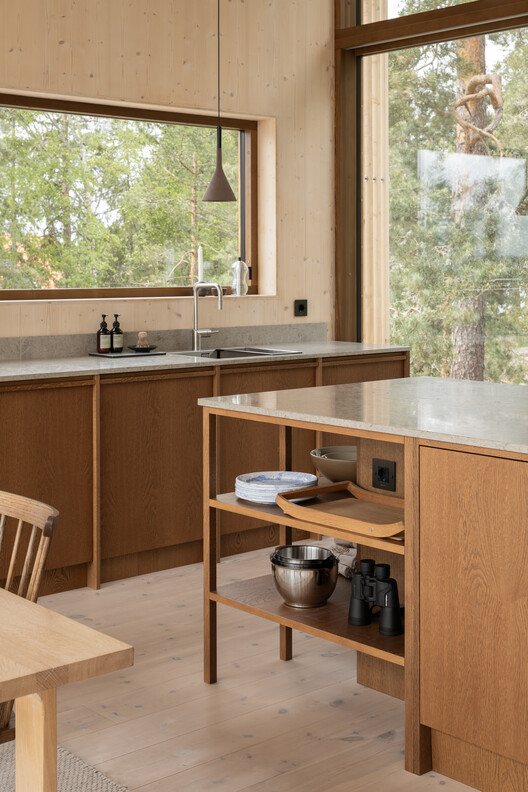 Villa Vy / Studio Ida Tinning - Interior Photography, Kitchen, Wood, Countertop, Chair