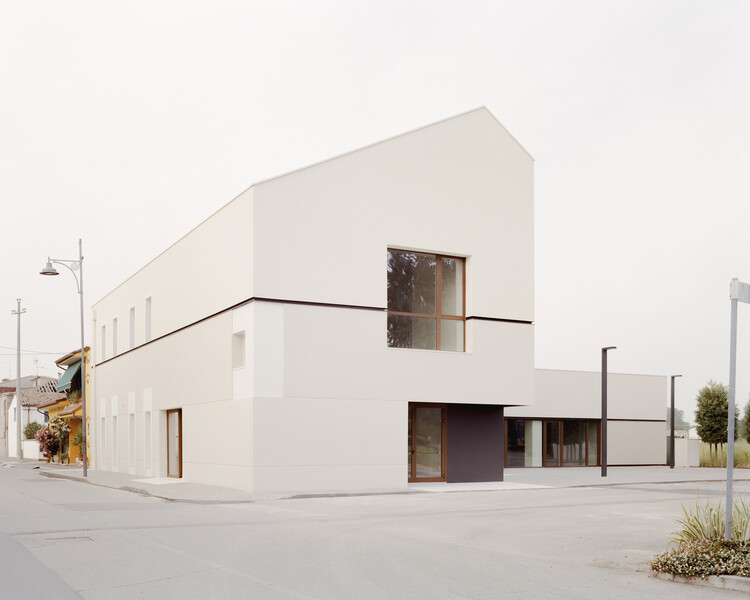 Civic Center / Archiplanstudio - Interior Photography