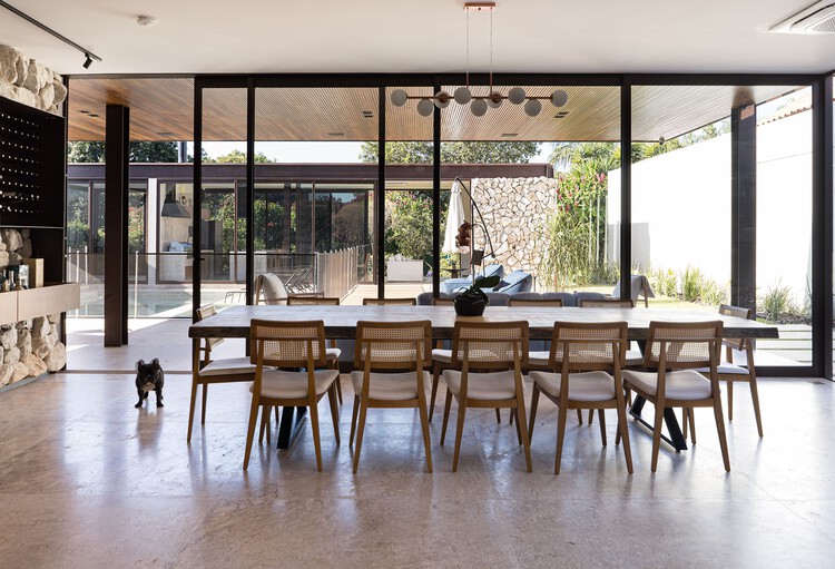 Arquitectura de Pr/Me de la casa - Fotografía interior, comedor, madera, mesas, sillas