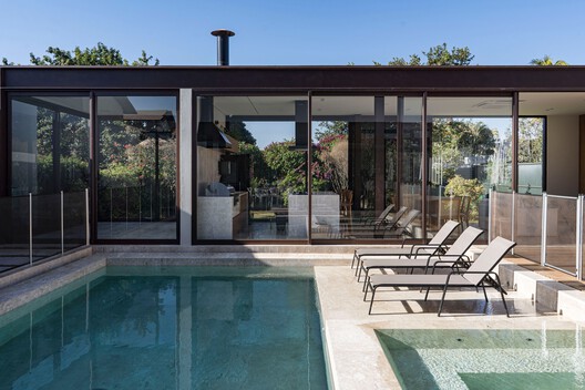 Casa PR / ME Arquitetura - Fotografia de Exterior, Porta, Balcão, Pátio, Aido