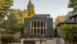 Pho Bac House / SHED Architecture & Design