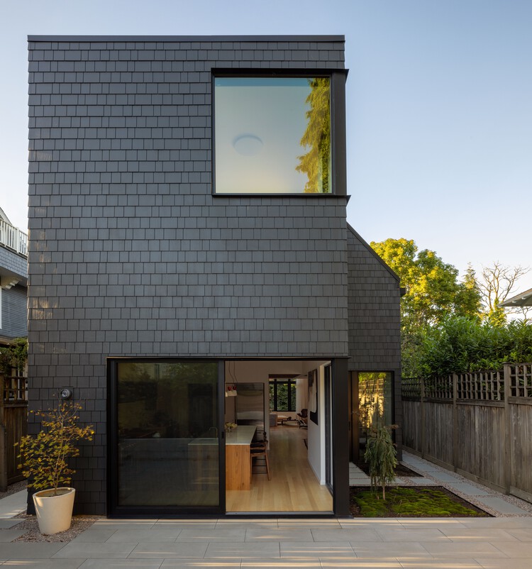 Pho Bac House / SHED Architecture & Design - Exterior Photography, Brick
