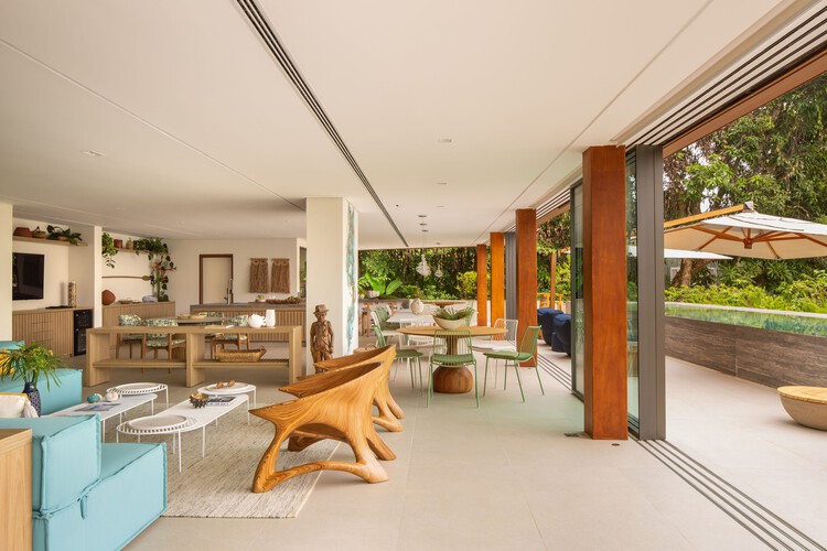 Casa Renda / André Luque - Fotografia de Interiores, Madeira, Mesa, Cadeira