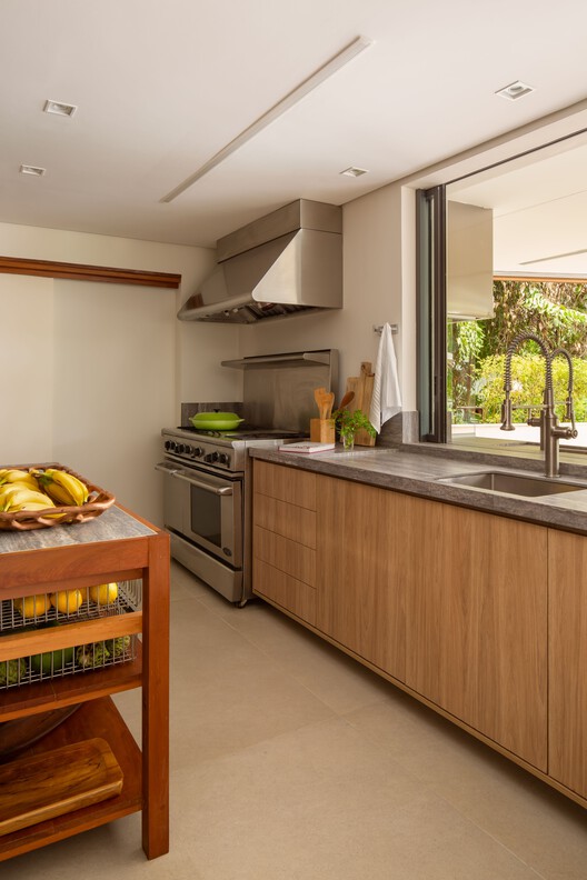 Casa Renda / André Luque - Fotografia de Interiores, Cozinha, Bancada, Madeira, Pia