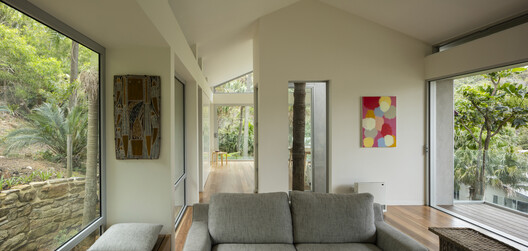 Integrating Creative Spaces: Designing Art Studio Additions at Home - Image 9 of 53