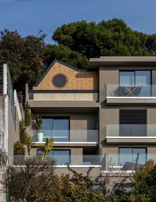 Integrating Creative Spaces: Designing Art Studio Additions at Home - Image 21 of 53