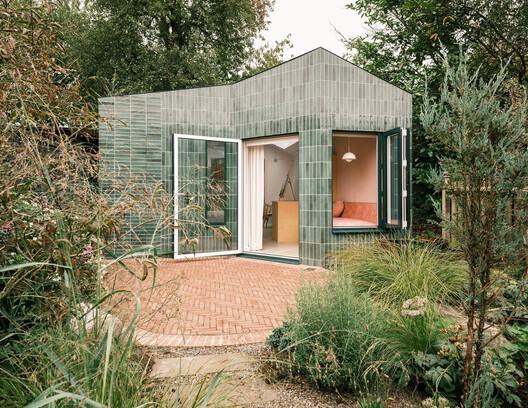 Integrating Creative Spaces: Designing Art Studio Additions at Home - Image 40 of 53