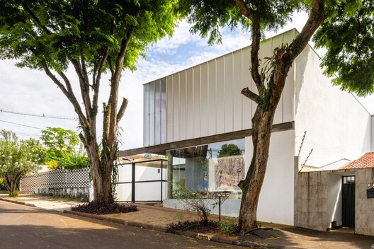 Integrating Creative Spaces: Designing Art Studio Additions at Home - Image 45 of 53