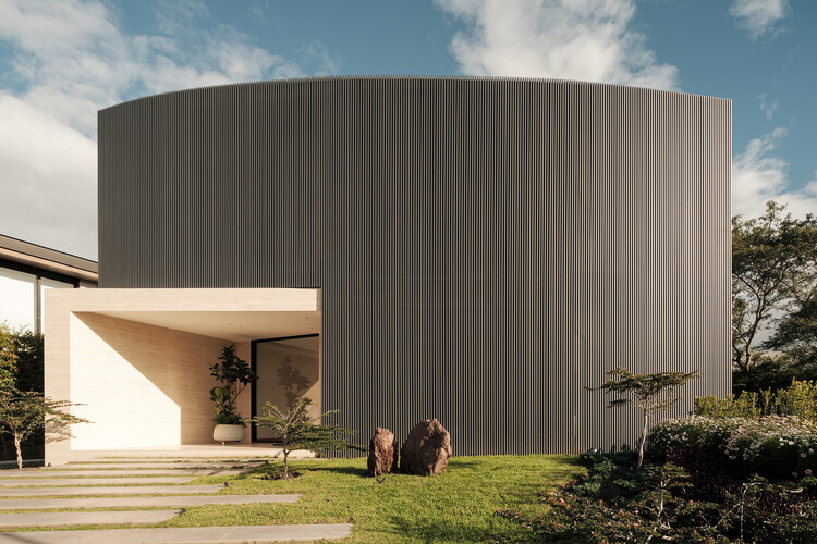 Taller Riba / Tec House -EC - Fotografía al aire libre