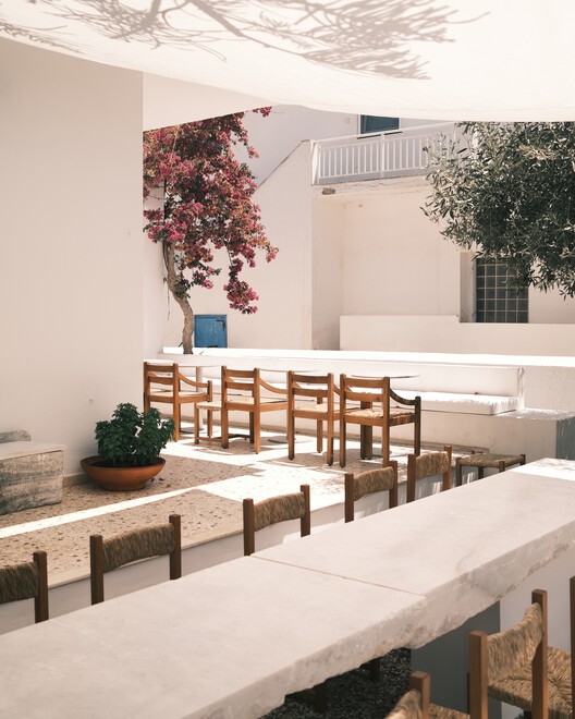 Concept Store & Bar 1OAM apotheke / Studio Andrew Trotter + Eva Papadaki - Interior Photography, Concrete, Chair